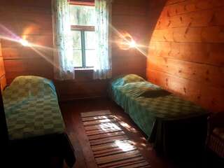 Лоджи Paali cottages Tornimäe Двухместный номер с 2 отдельными кроватями и дополнительной кроватью-1